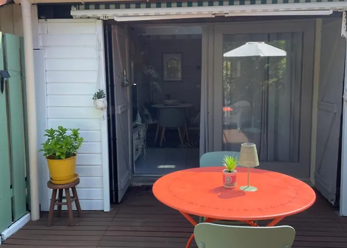Jolie Maison Au Golf